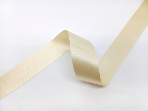 Double Sided Satin Ribbon- 35mm- 9790 PEARL