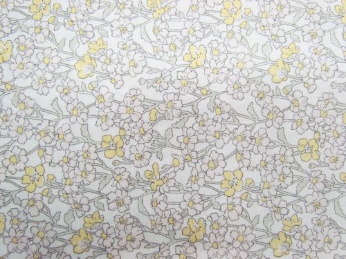 Liberty Cotton- Flower Show Pebble Collection- Chiltern Hill- A
