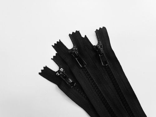 15cm Chunky Zip 3 Pack- Black- ZP22