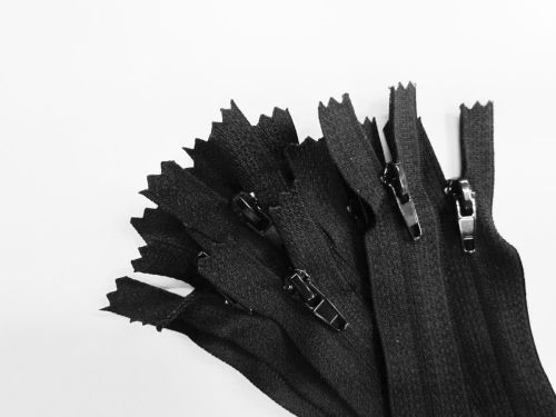 13cm Heavy Duty Invisible Zip 10 Pack- Black- ZP39