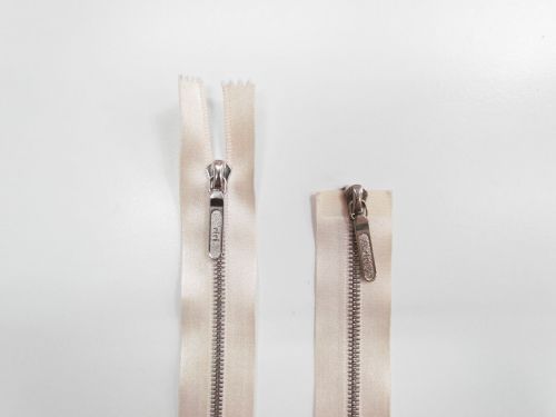 40cm Riri Satin Metal Open End 2 Slider Zip- Light Pink #TRW313