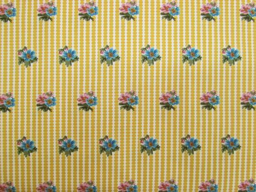 Devonstone Collection- Heritage Garden- Summer Path- Yellow- DV7516