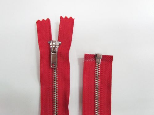 11cm Metal Open End Zip- Red #TRW339