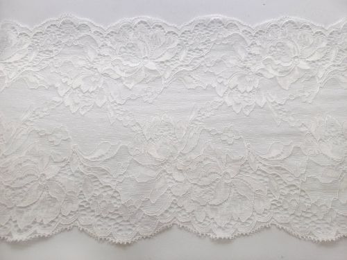 18.5cm Andrea Stretch Lace #730