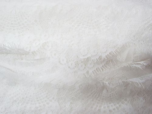 110mm Flower Daze Lace Trim 280cm Piece- White #T096