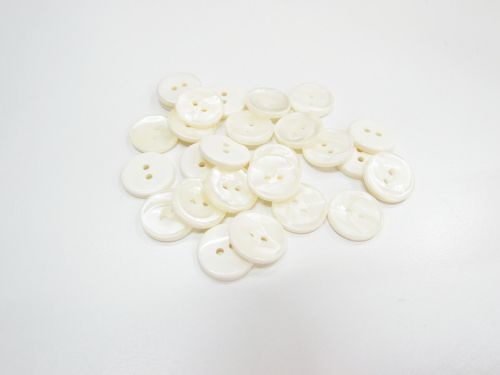 19mm Button- FB660 Cream