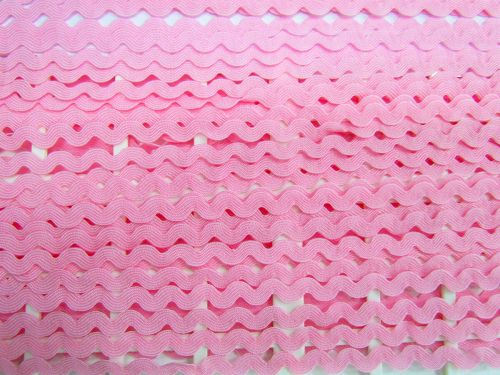8mm Ric Rac Trim- Bubblegum Pink #T842